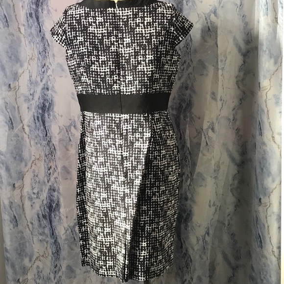 NWT Liz Claiborne sleeveless fitted dress V-neck Cotton Spandex - Picture 2 of 13